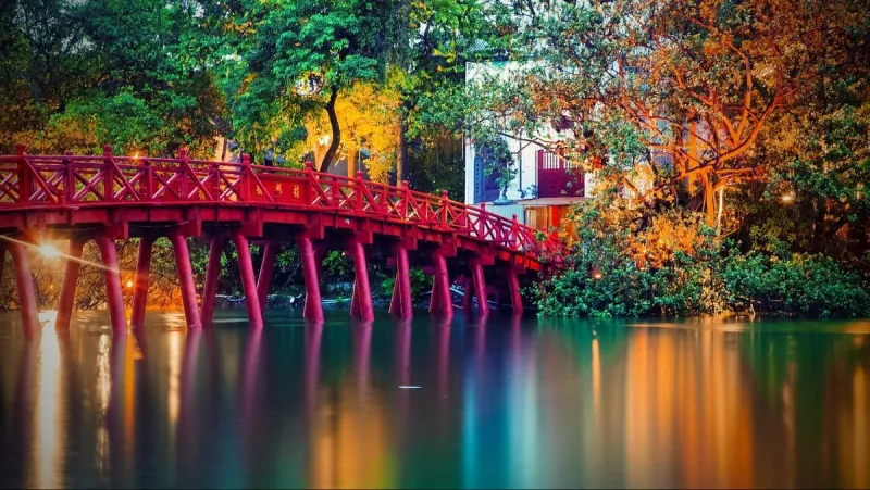 Hồ Hoàn Kiếm và Đền Ngọc Sơn