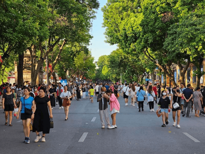 10 địa điểm không thể bỏ lỡ khi ở Phố Cổ Hà Nội vào mùa xuân