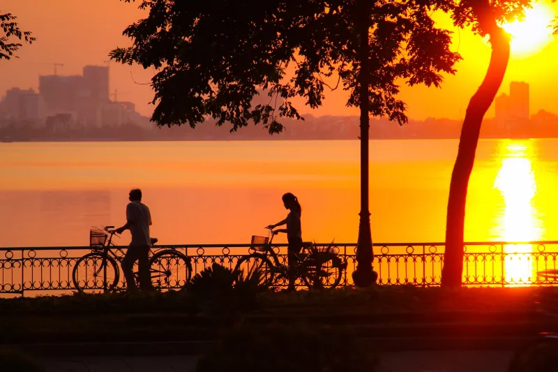 Why West Lake Is the Perfect Choice for a Staycation